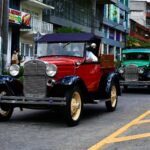 Motores que despiertan recuerdos: Xalapa celebra el Día del Padre con desfile de autos antiguos