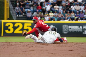 Pericos vs Diablos