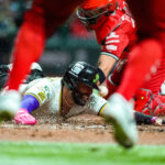 Pericos vs Diablos