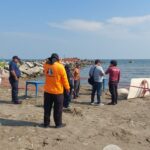 Padre e hijo mueren ahogados tras ser arrastrados por el mar en Antón Lizardo