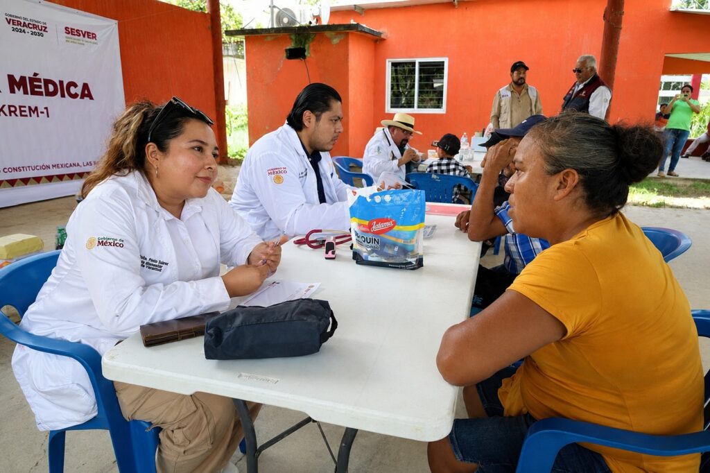 atención médica