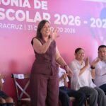 Veracruz arranca ciclo escolar con más de 2 millones de estudiantes; celulares quedan fuera de las aulas