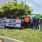 Exigen liberación de transportistas; familiares acusanse razón judicial y trabas en amparos tras dos meses de detención en Veracruz
