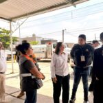 Supervisa Gobernadora atención a incendio en planta de sal de Jáltipan; situación está controlada