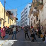 Alumnos de Agroecología bloquean calle en Xalapa; exigen restitución de docente y mejores condiciones