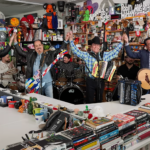 VIDEO | “Somos más americanos”; Los Tigres del Norte dedican show a inmigrantes mexicanos en EU en el Tiny Desk