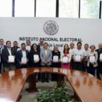 INE Veracruz entrega Titularidad a integrantes del Servicio Profesional Electoral Nacional